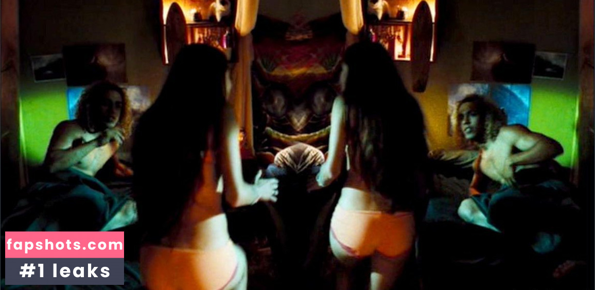 Melonie Diaz gallery photo #6