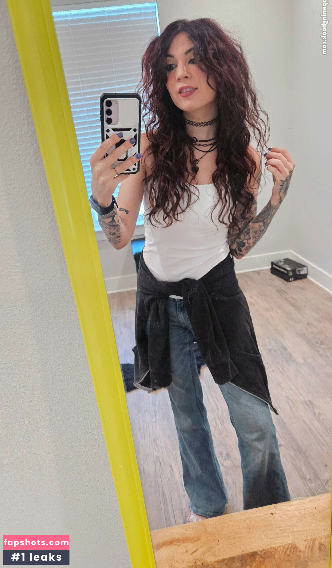 MelonieMac gallery photo #50