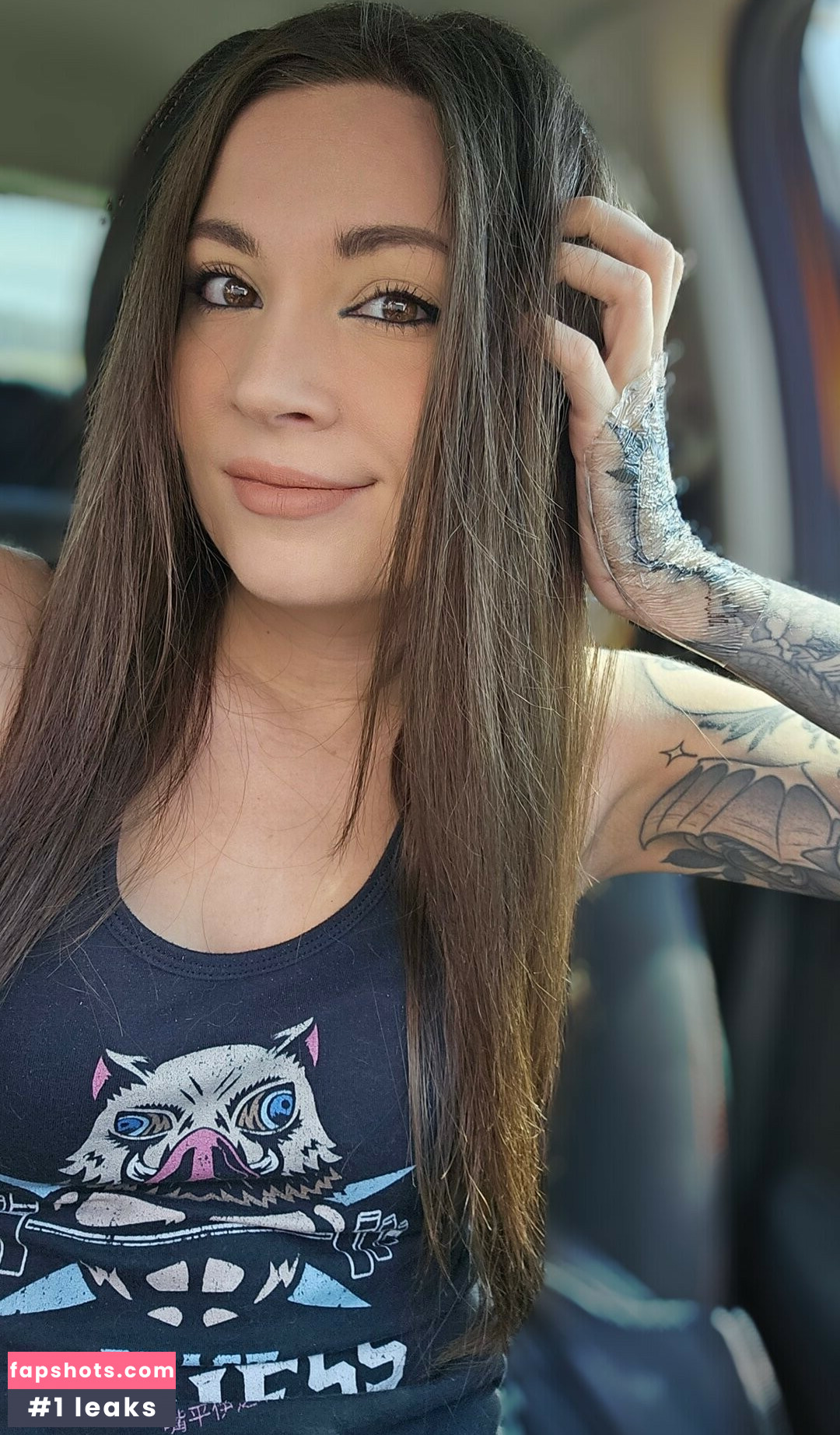 MelonieMac gallery photo #84