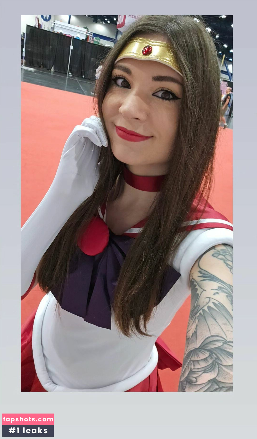 MelonieMac gallery photo #93