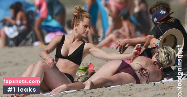 Mena Suvari Nude Leaks OnlyFans Photos #116 - LeakJerk