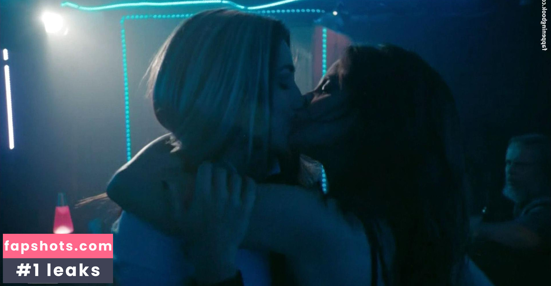 Mena Suvari Nude Leaks OnlyFans Photos #75 - LeakJerk