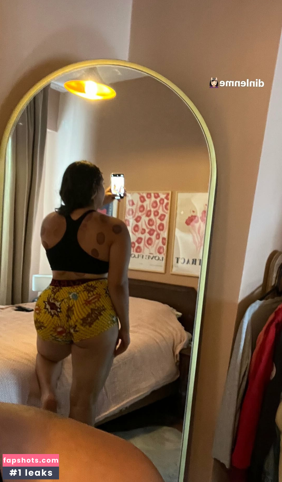 Menekşe Nur Fırat gallery photo #5