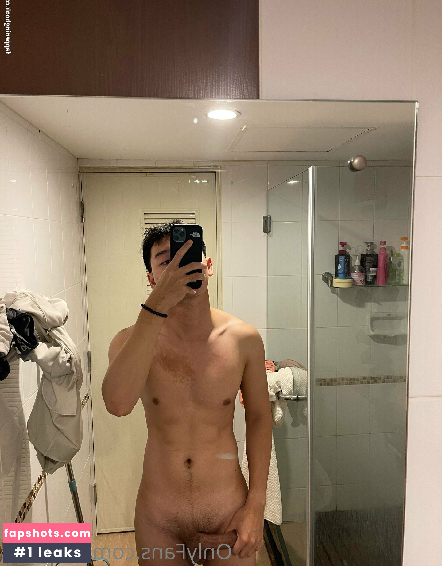 mentros nude babe gallery