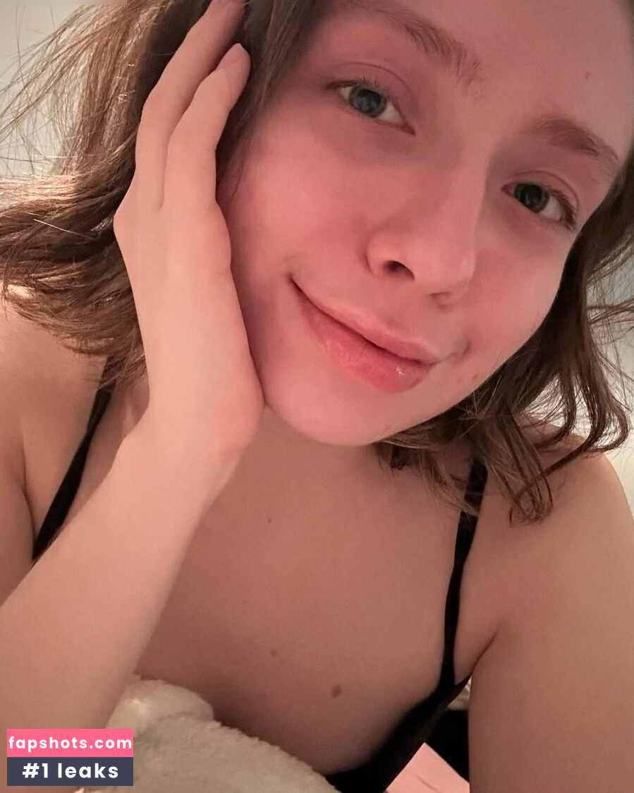 Meow Minnie gallery photo #8