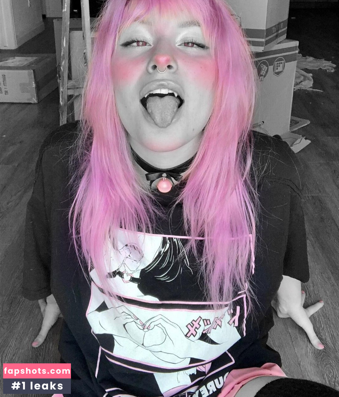 Meowdalyn gallery photo #4