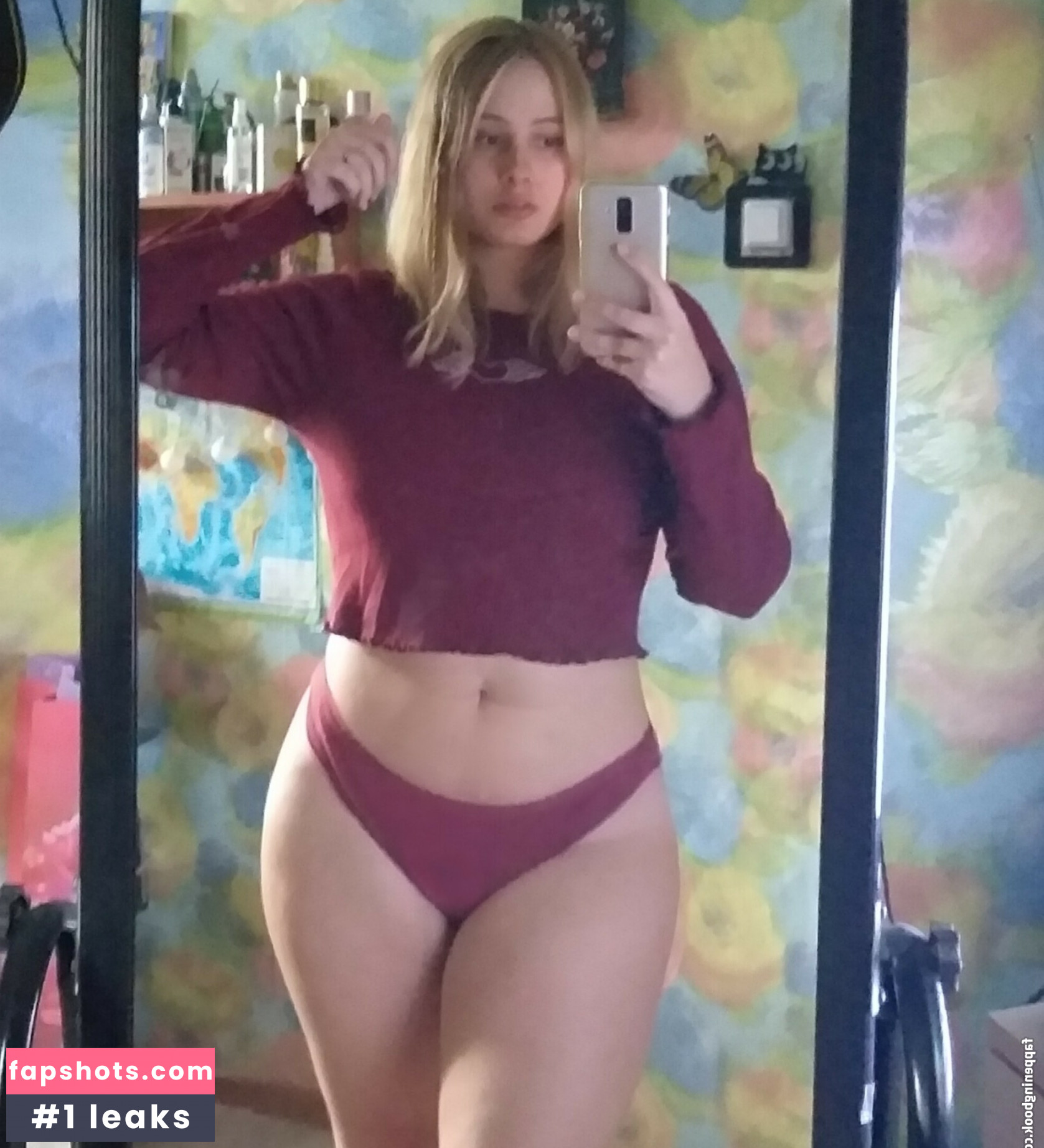 Meowkalka ASMR gallery photo #4