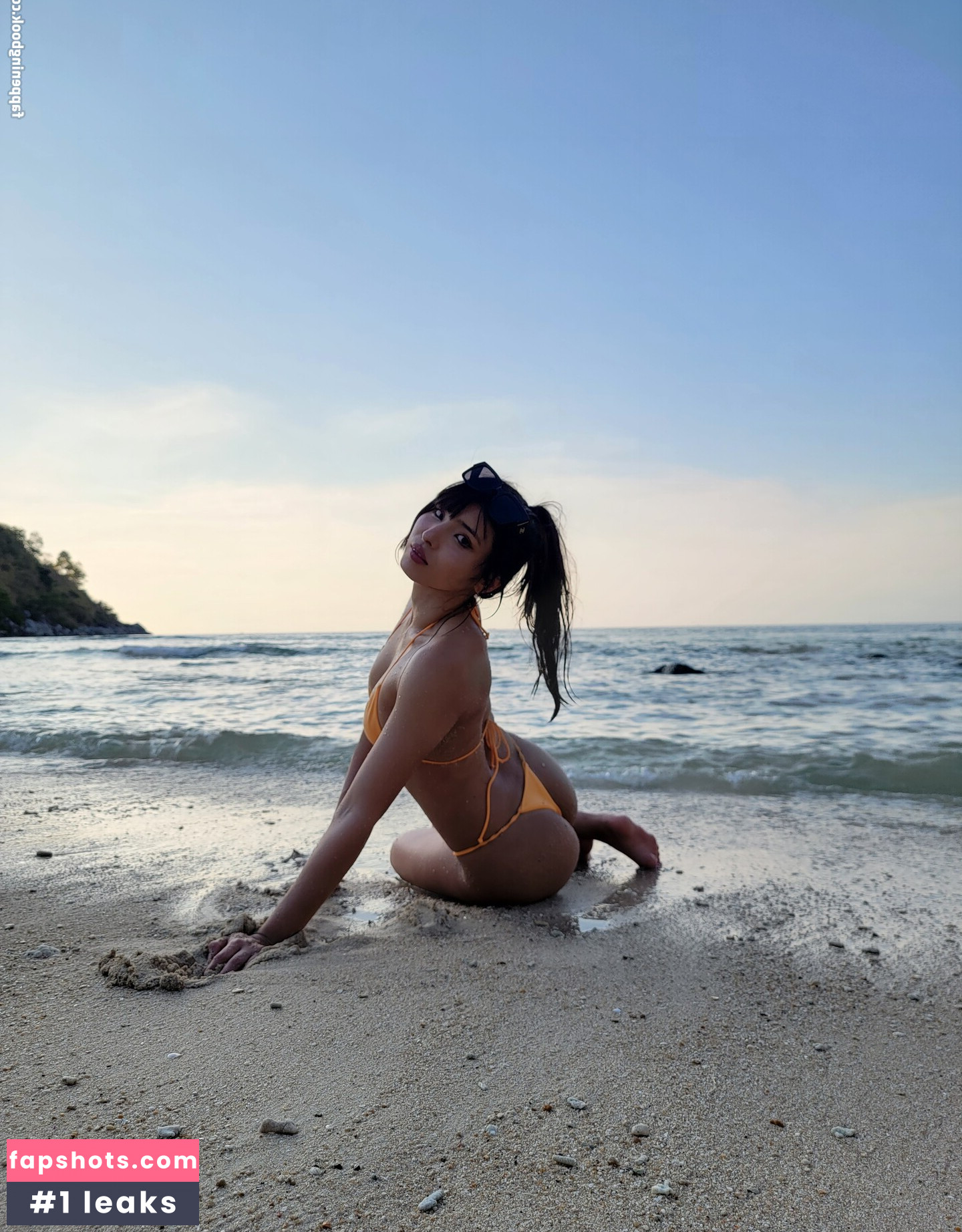 Meowko gallery photo #427