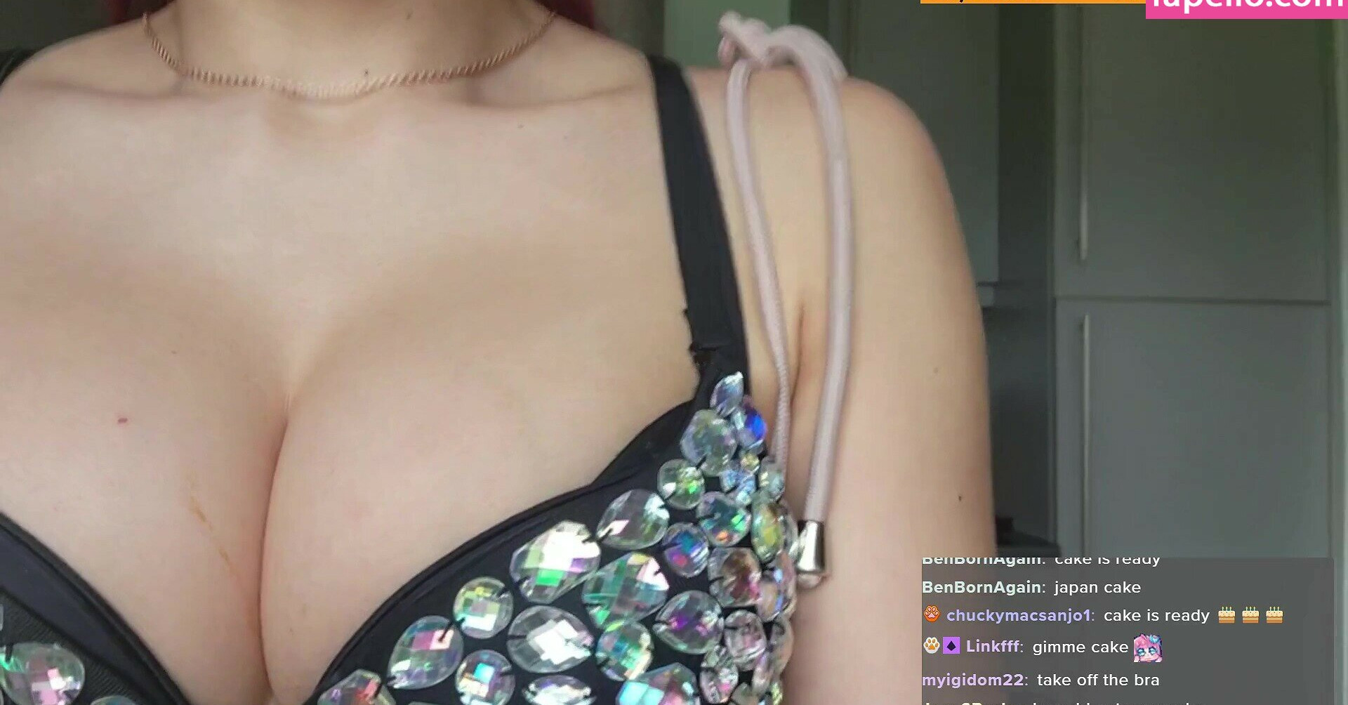 meowko gallery photo #1064