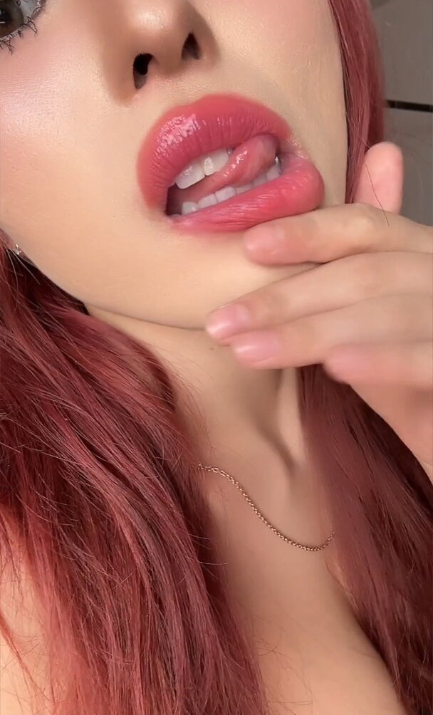 meowko gallery photo #1112