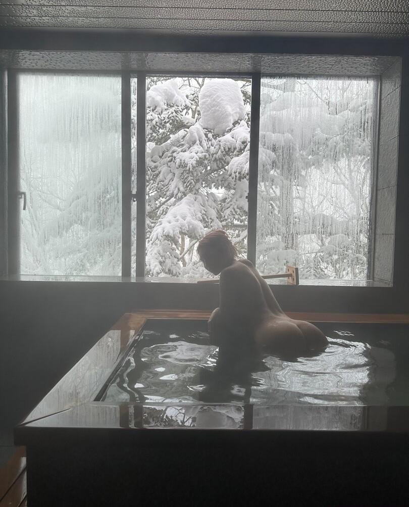 meowko gallery photo #1330