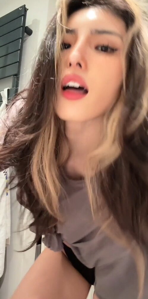 meowko gallery photo #1471