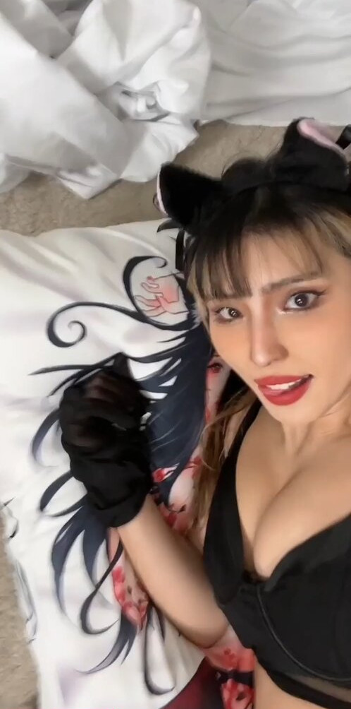 meowko gallery photo #1517