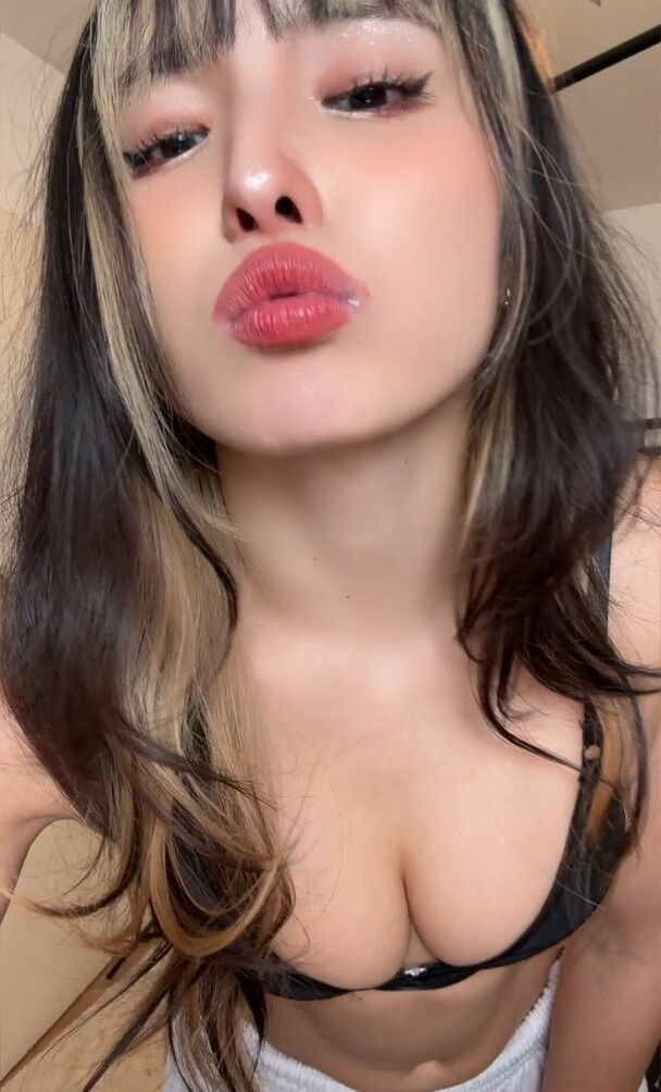 meowko gallery photo #1595