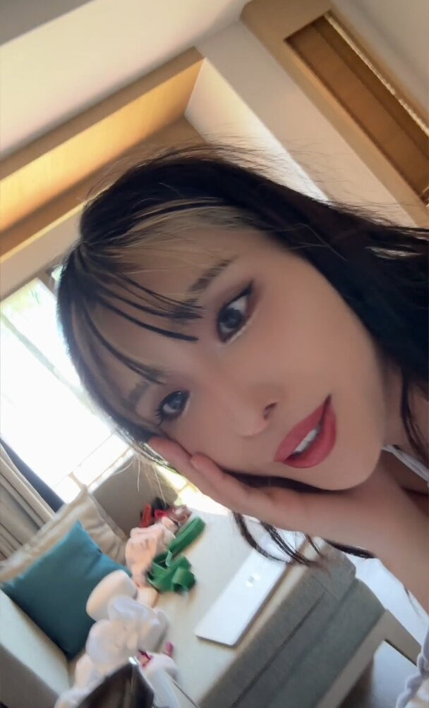 meowko gallery photo #1683