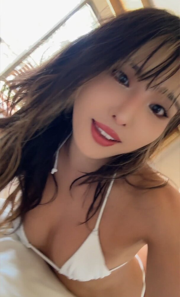 meowko gallery photo #1692