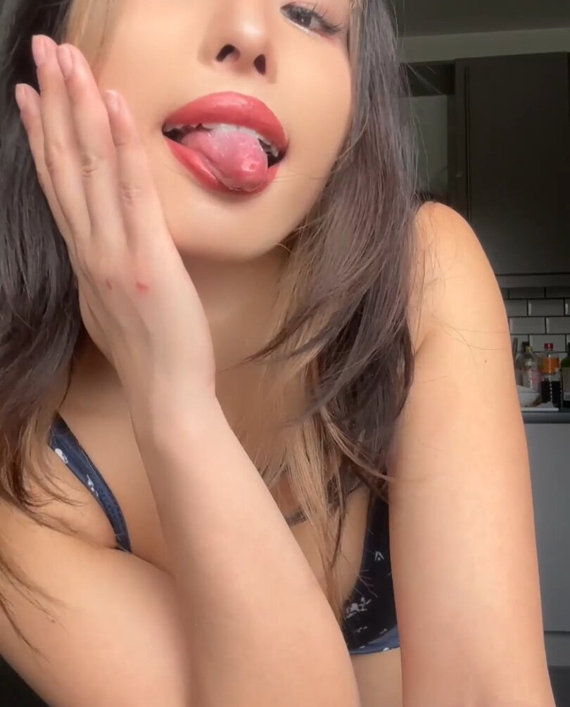 meowko gallery photo #1848