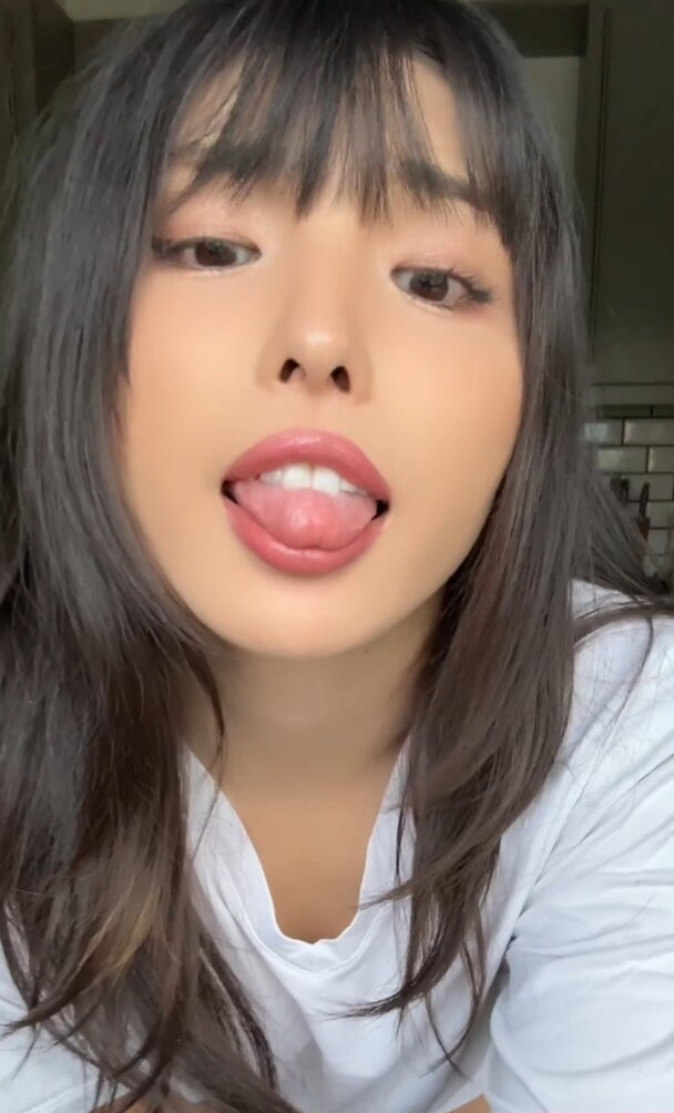 meowko gallery photo #2050