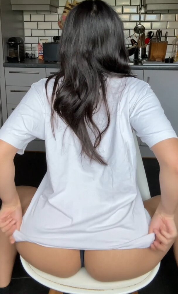 meowko gallery photo #2054