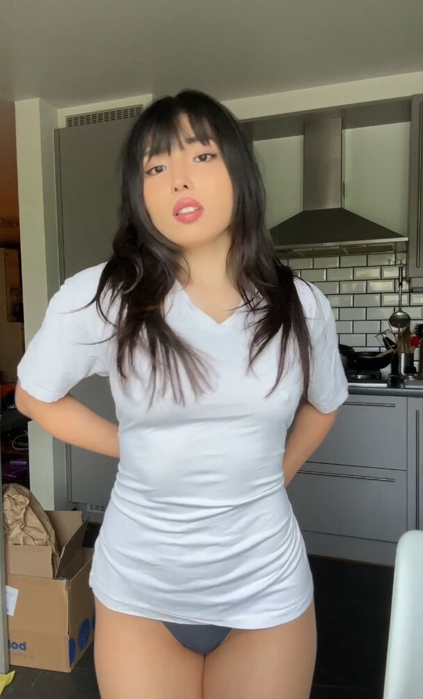 meowko gallery photo #2056