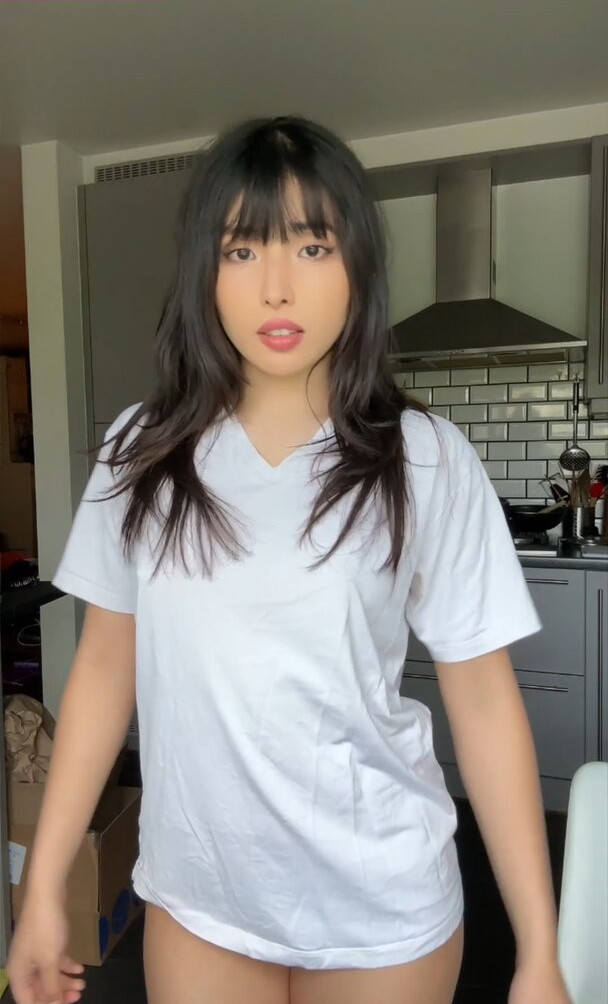 meowko gallery photo #2057