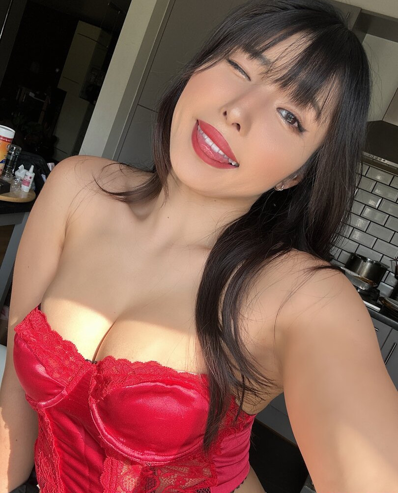 meowko gallery photo #2096