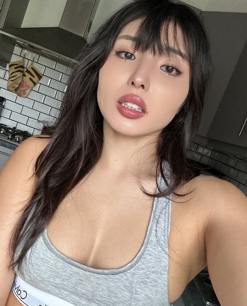 meowko gallery photo #2143