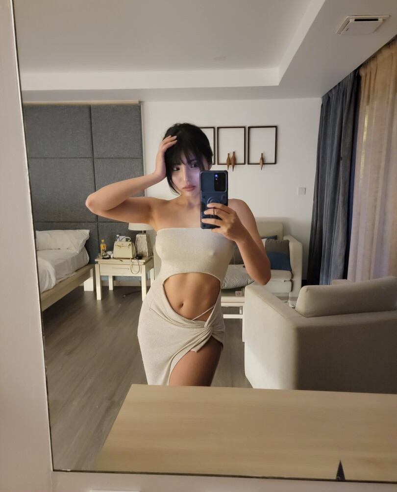 meowko gallery photo #2407