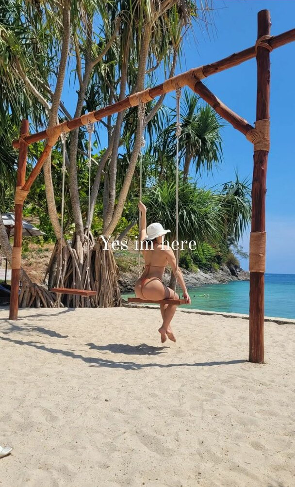 meowko gallery photo #2741