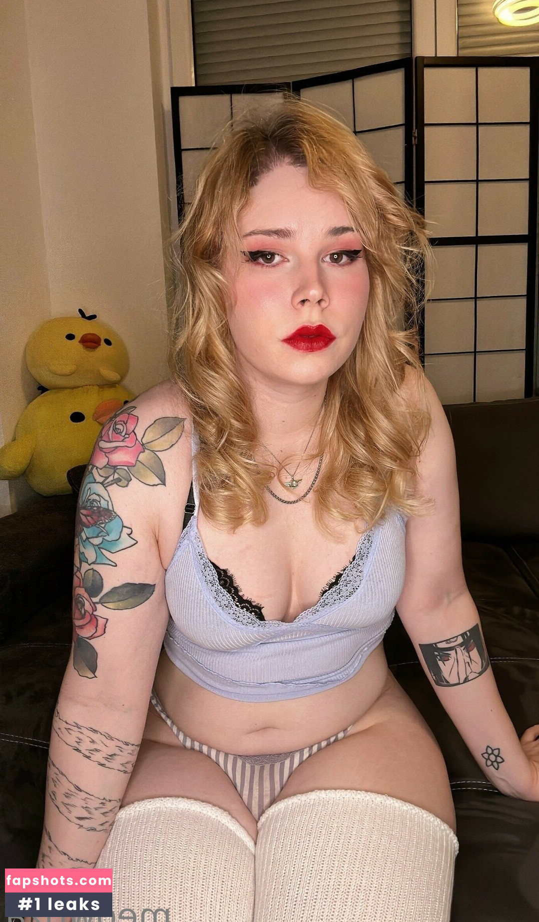 Meowriza gallery photo #145