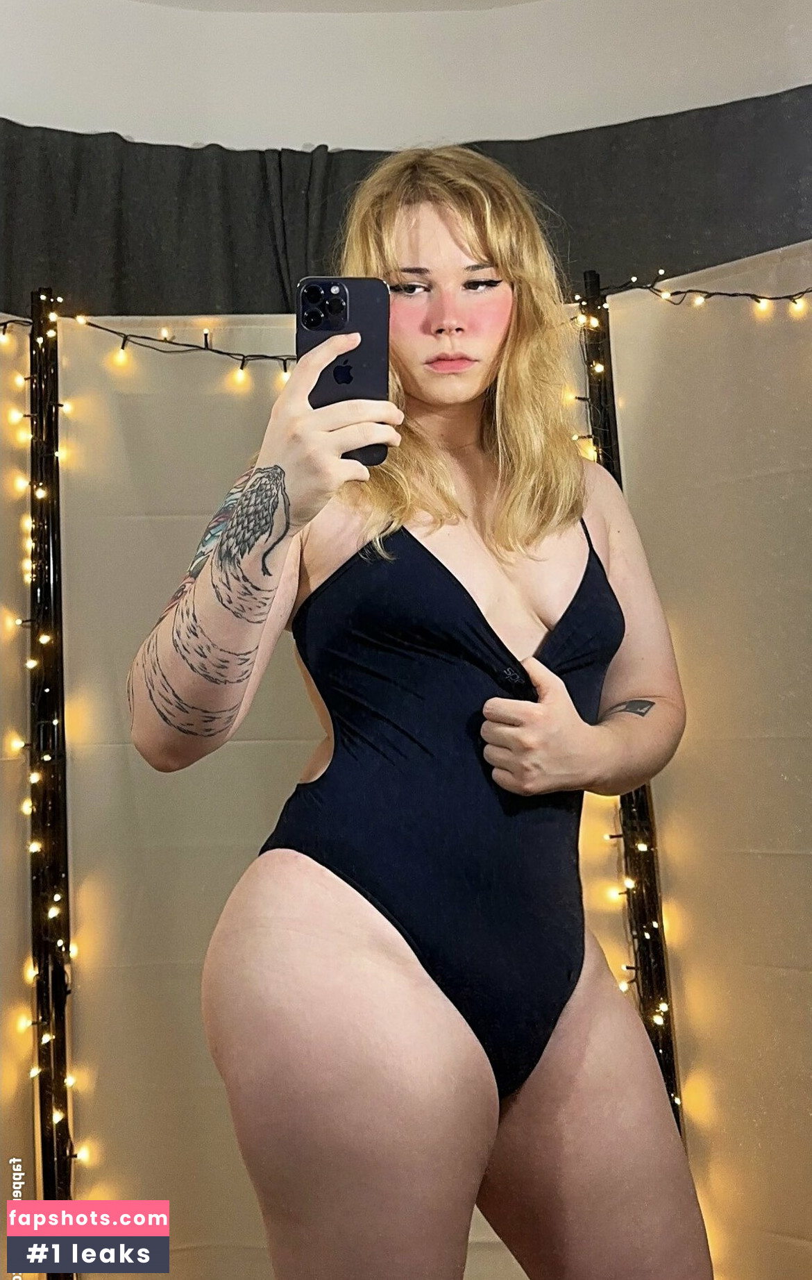 Meowriza gallery photo #194