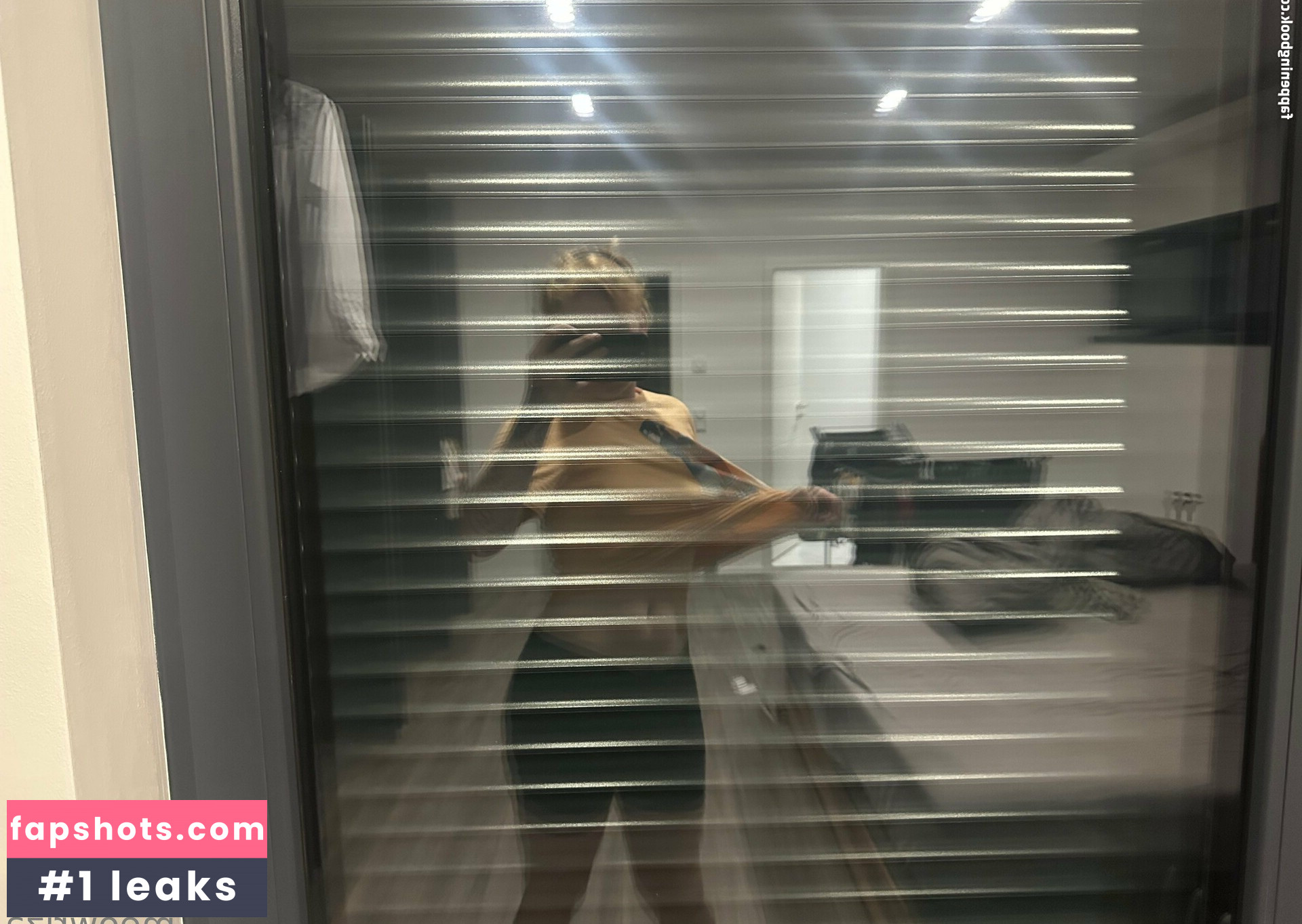 Meowriza gallery photo #8