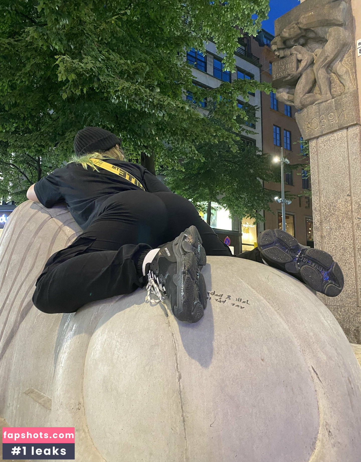 Meowriza gallery photo #87