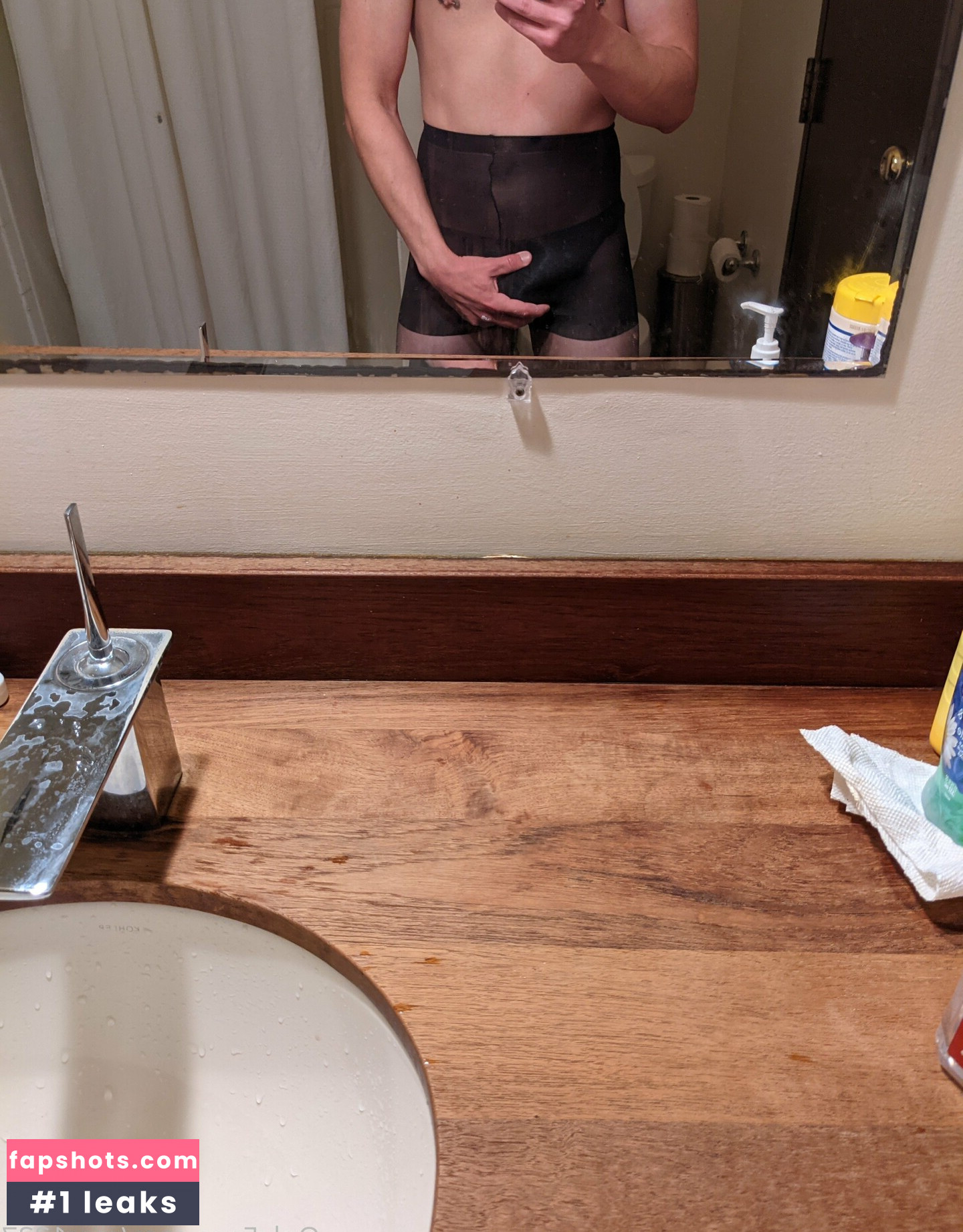 mer1337 gallery photo #16