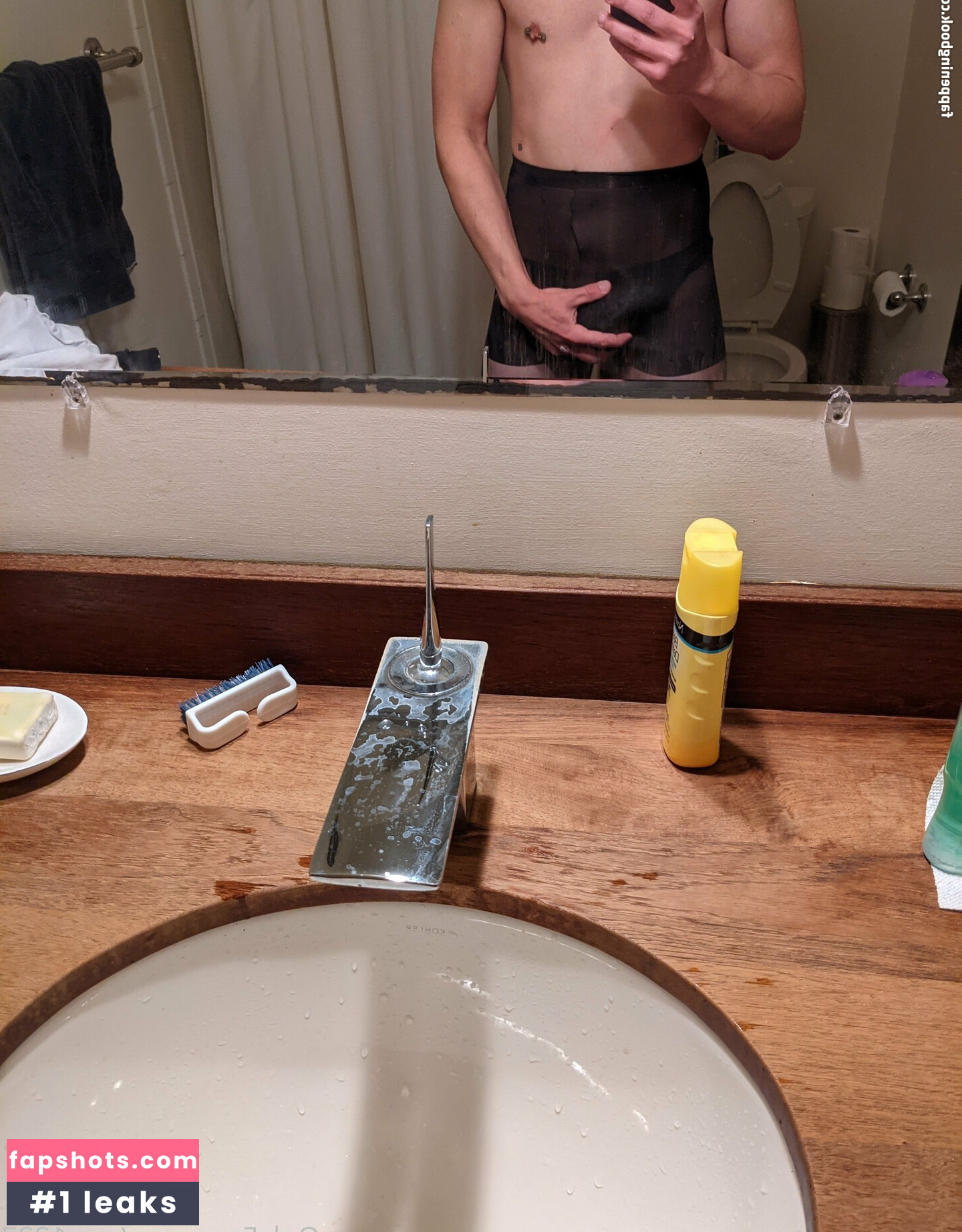 mer1337 nude babe gallery