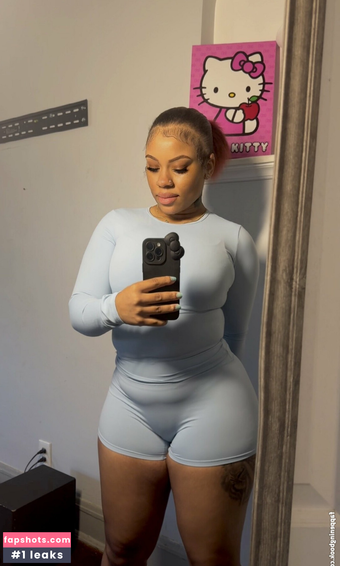 meraaameraaa nude babe gallery