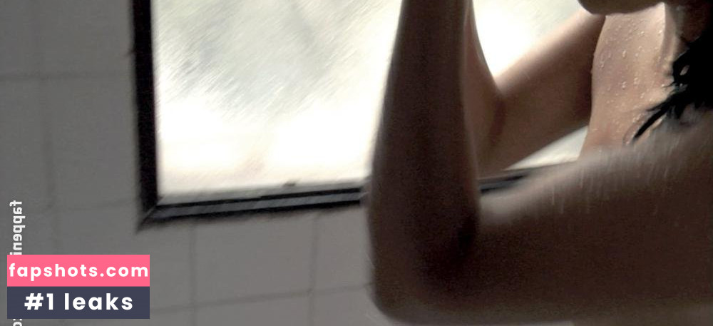 Mercedes Villanueva gallery photo #2