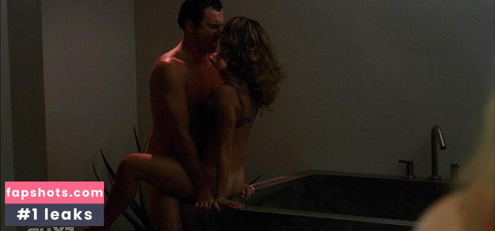 Meredith Giangrande gallery photo #22