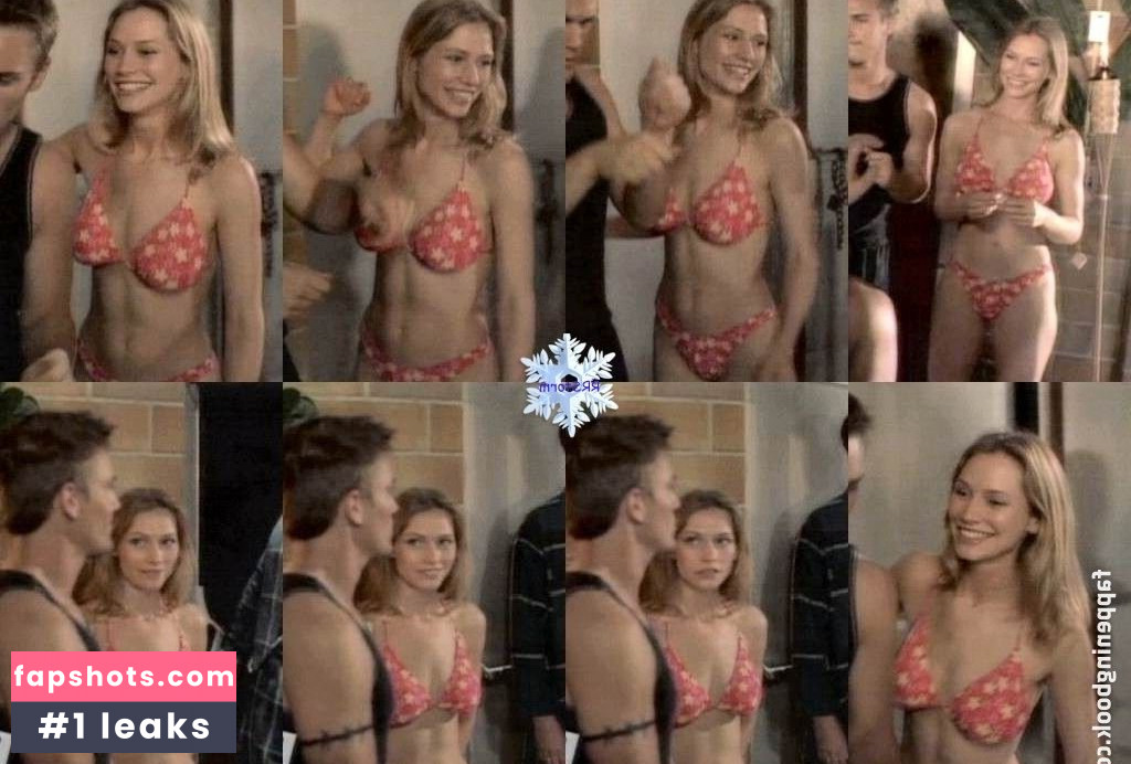 Meredith Monroe gallery photo #32