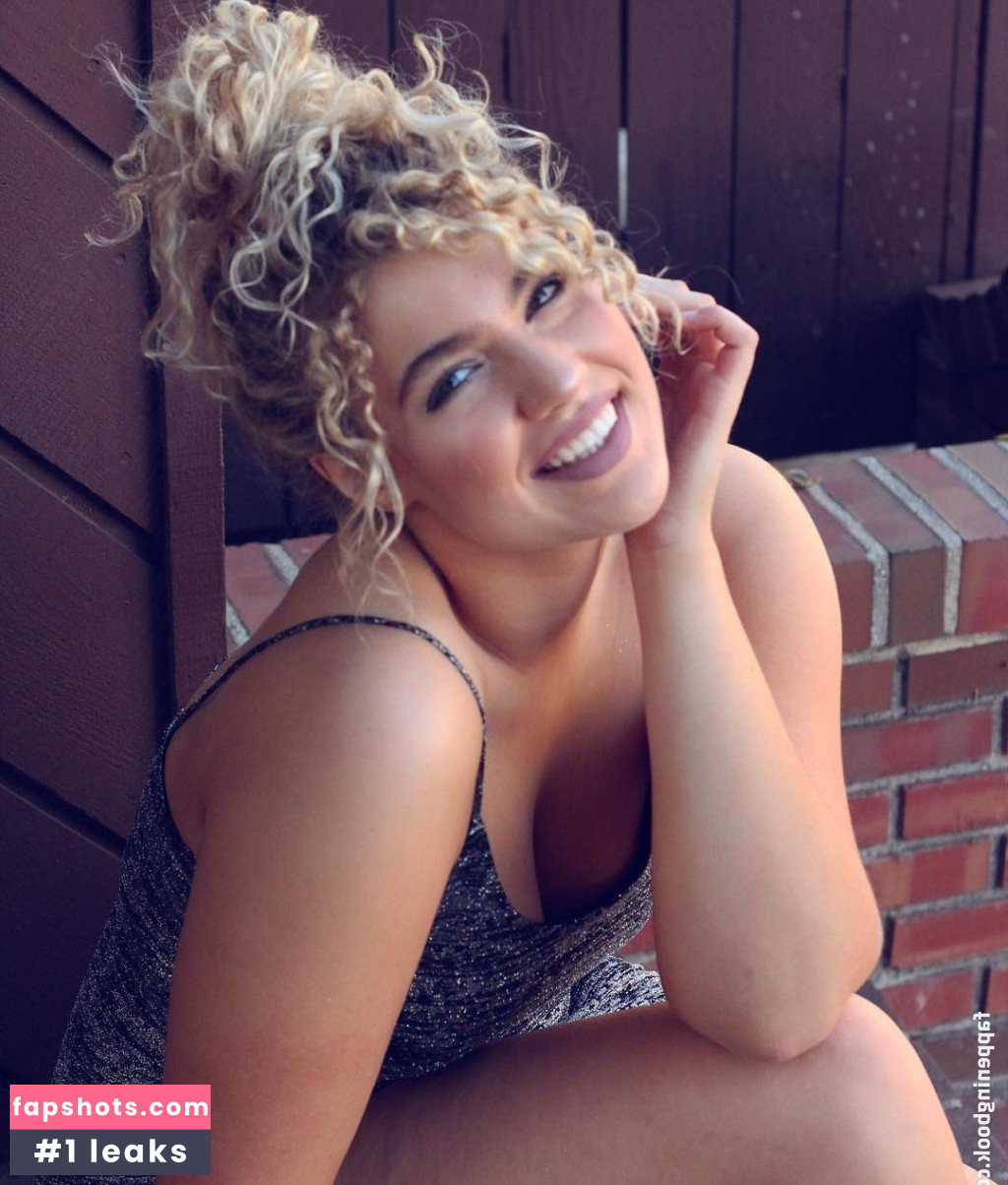 Meredith VanCuyk Nude Leaks OnlyFans Photos #37 - LeakJerk