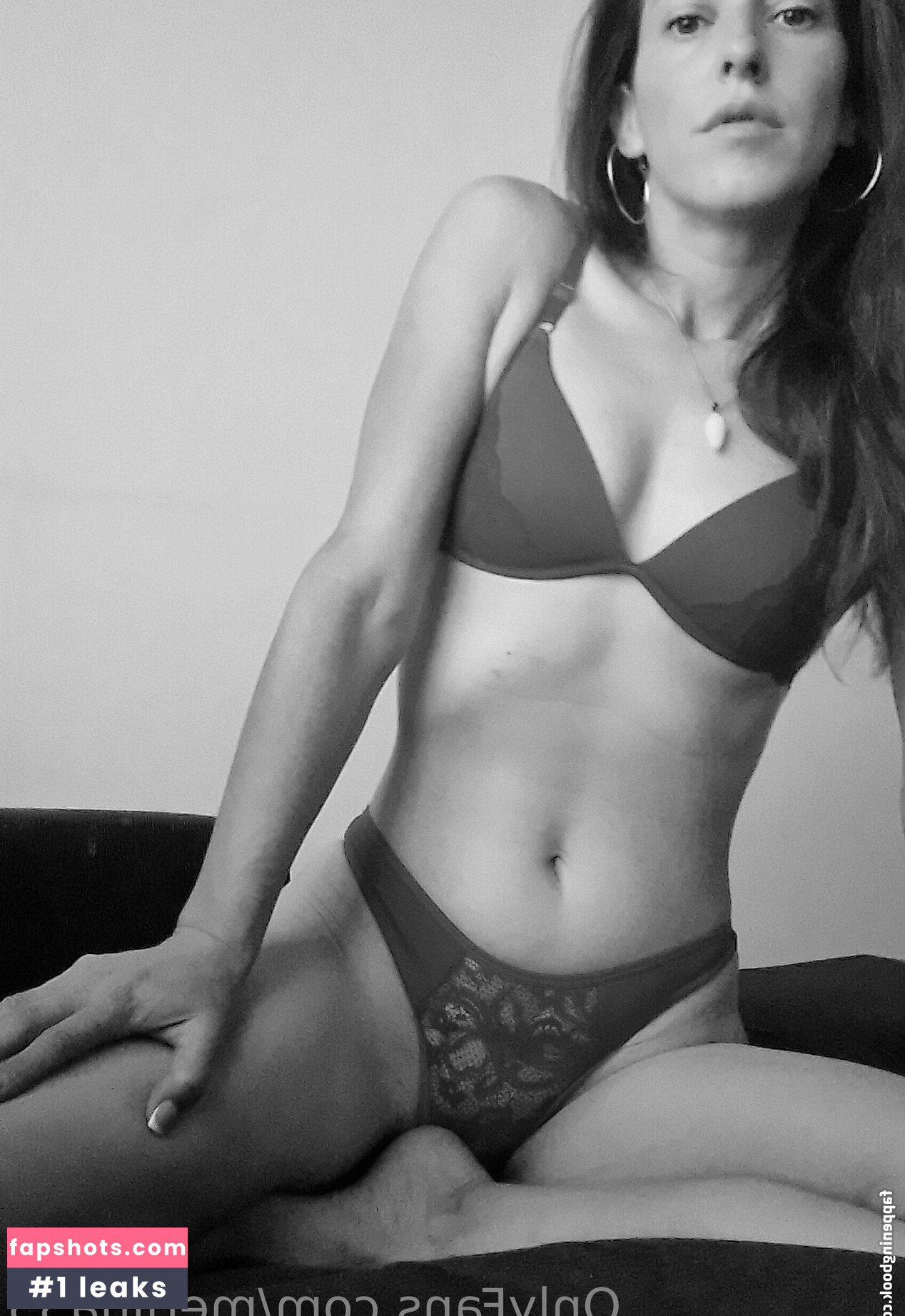 merlina35 gallery photo #16