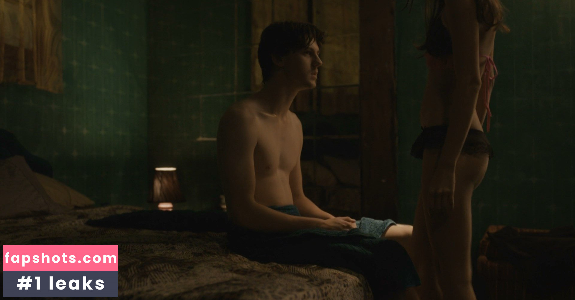 Merlynn Tong gallery photo #4