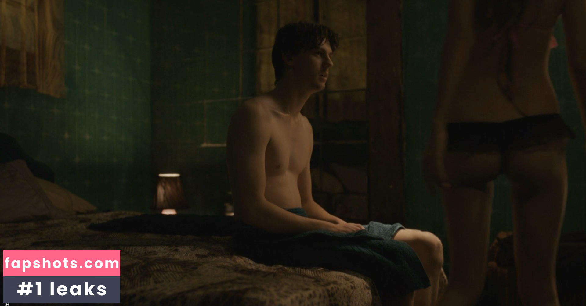 Merlynn Tong gallery photo #5