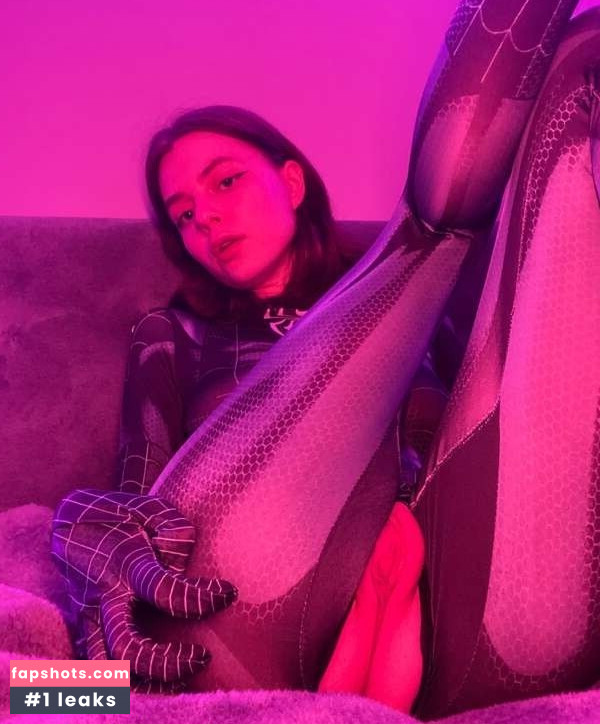 Mermaids Kiss gallery photo #16