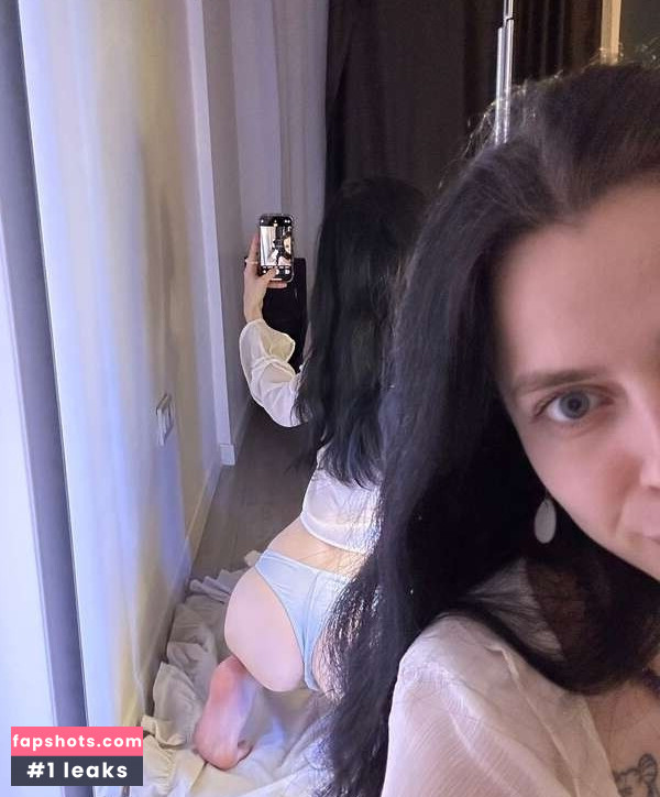 Mermaids Kiss gallery photo #48