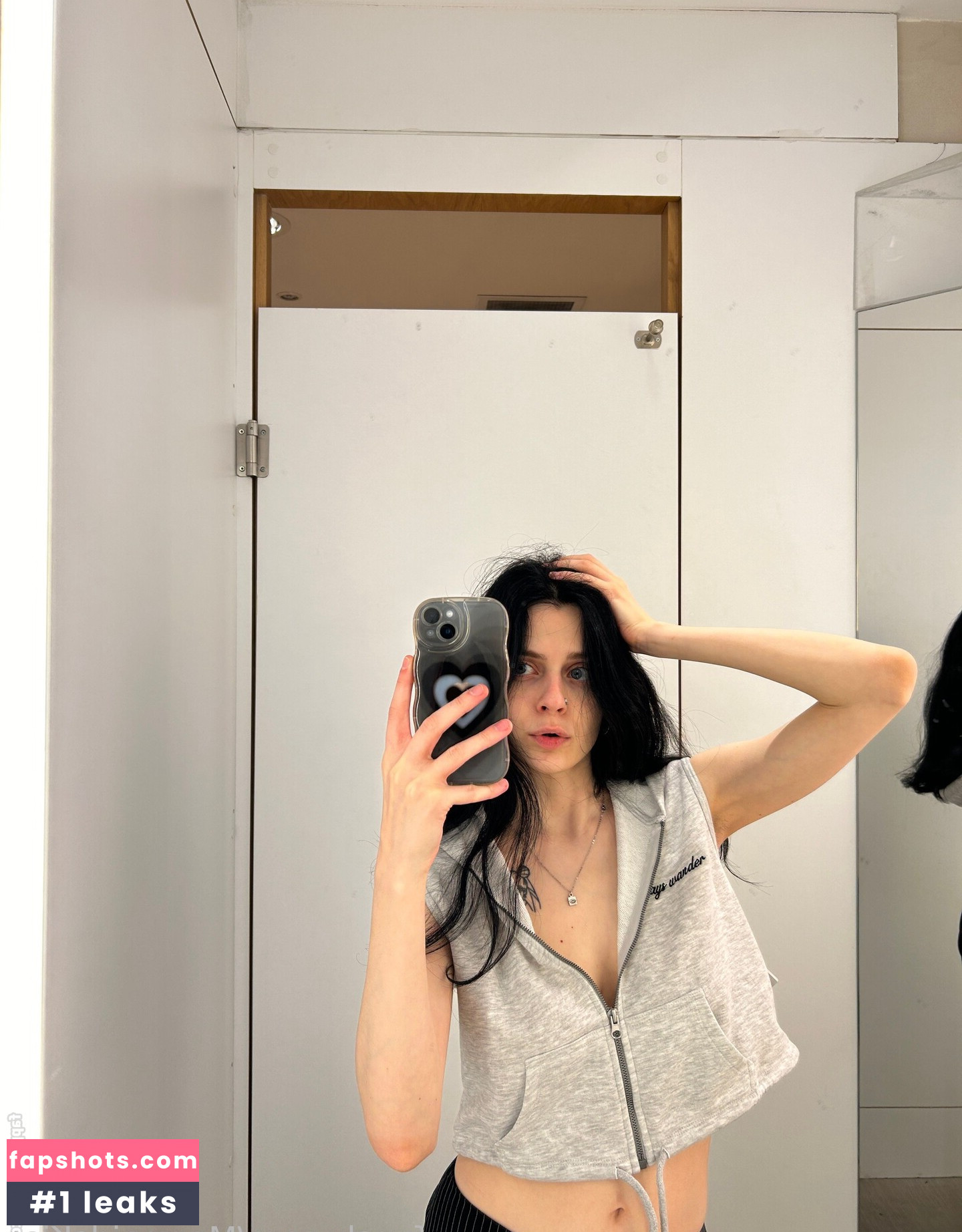 MermaidsKiss gallery photo #5