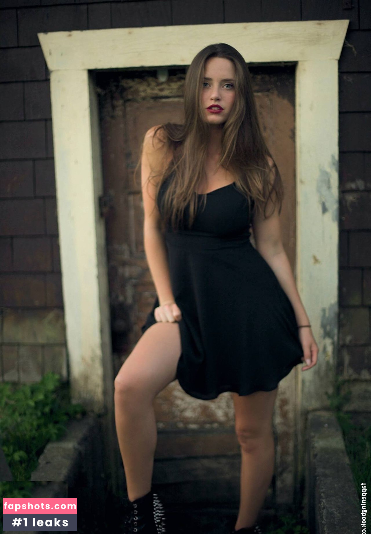 Merritt Patterson gallery photo #40