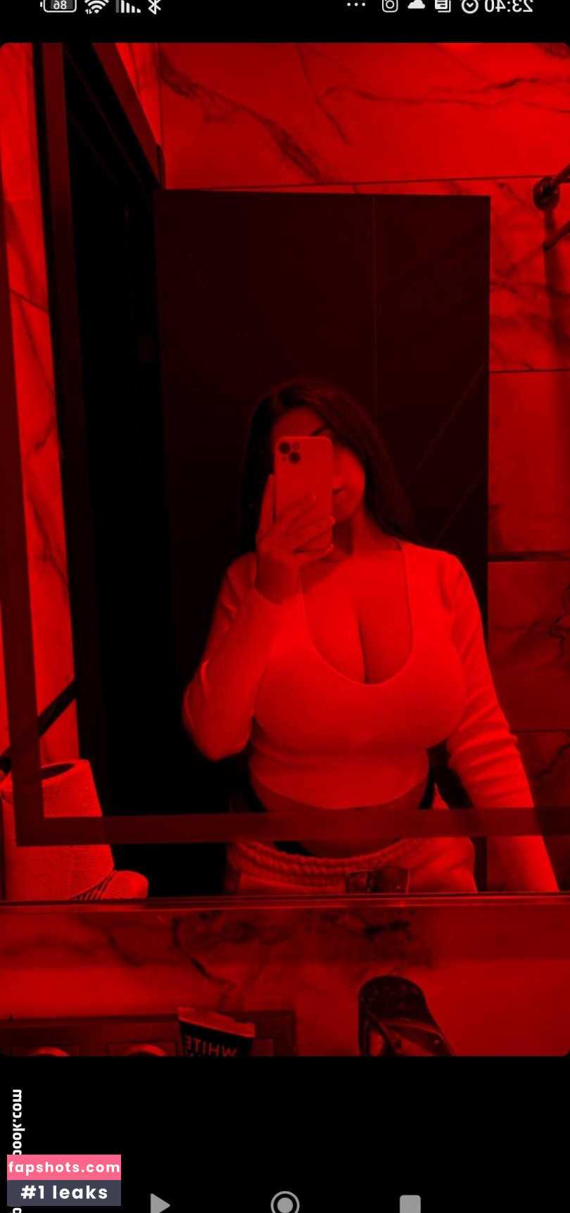 Merve Damla gallery photo #36