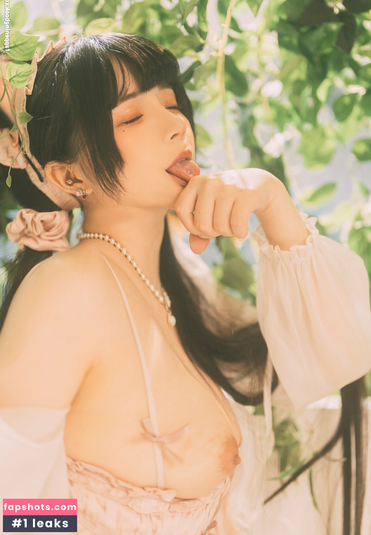 mewiz_story_ gallery photo #25