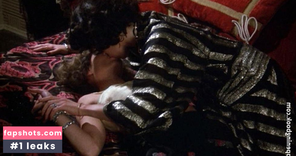 Mews Small nude babe gallery